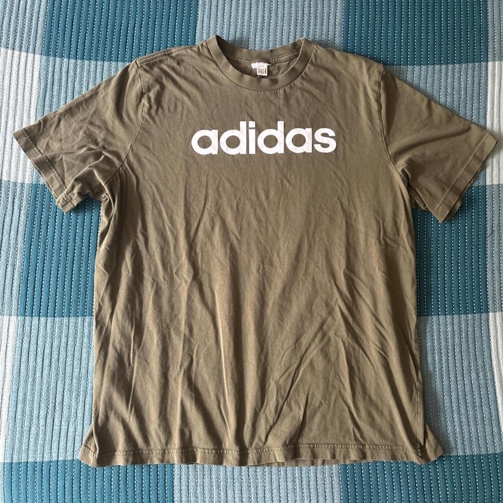 Adidas short sleeve logo tee